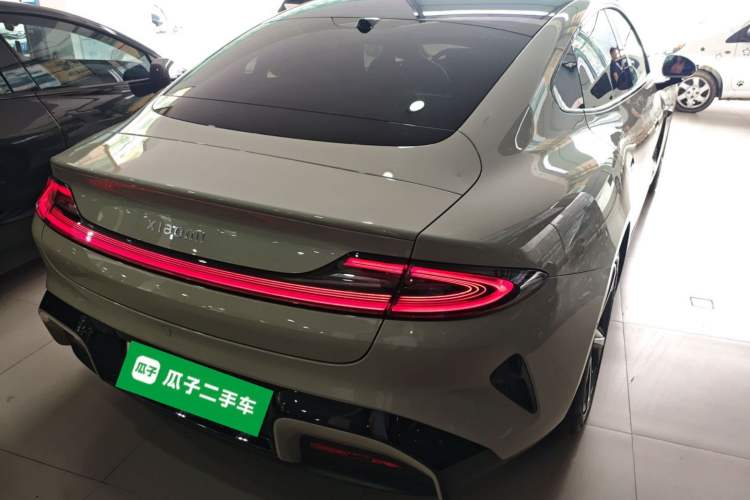 Used Xiaomi Auto SU7 2024 Four-Wheel Drive Ultra-Long Range Advanced Intelligent Driving Max Edition
