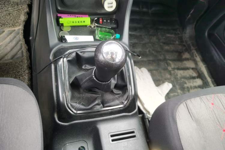 Used CHANGAN OSHAN X70A 2019 1.5L Manual Basic Version China VI Standard