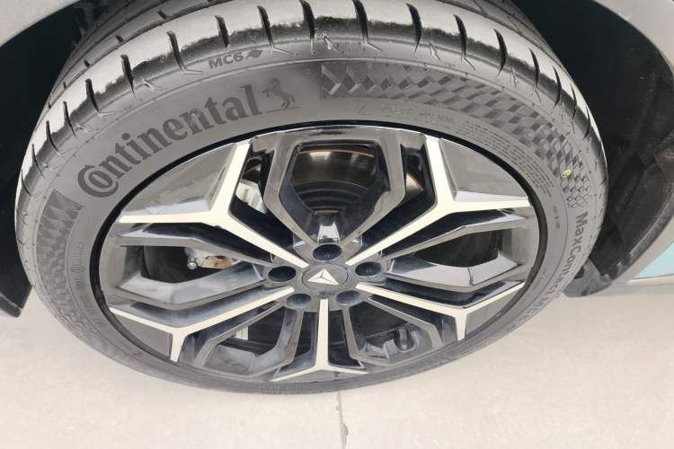 Used Deepal L07 2024 230Max Qiankun Intelligent Driving ADS SE Range-Extended Version
