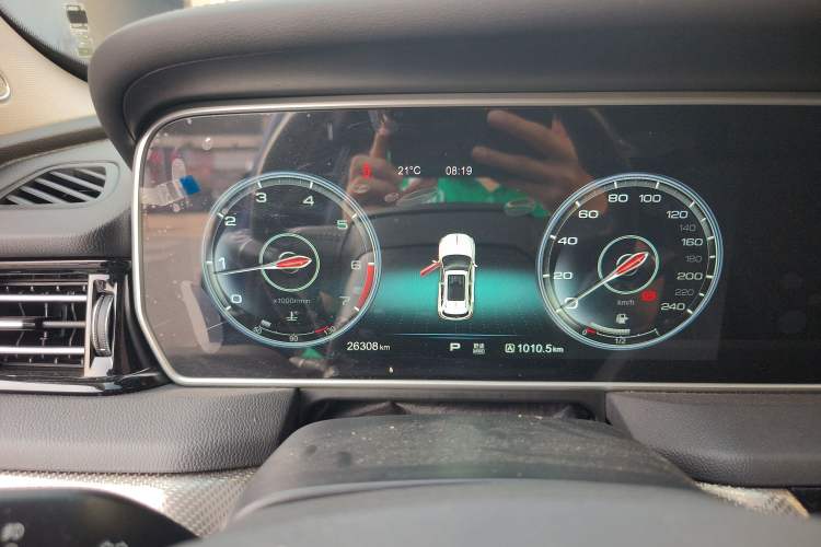 Used Hongqi HS5 2019 2.0T Smart Connect Flagship Edition Instrument Cluster