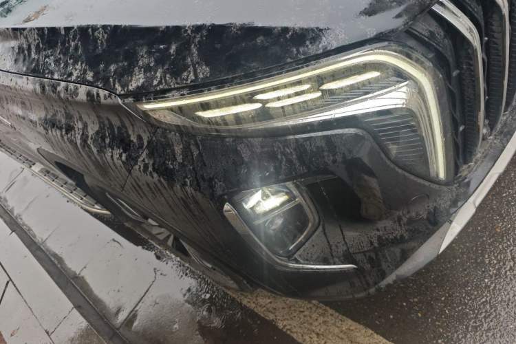 Used Hongqi HS7 2023 2.0T Automatic All-Wheel Drive Flagship Edition 7 Seats
