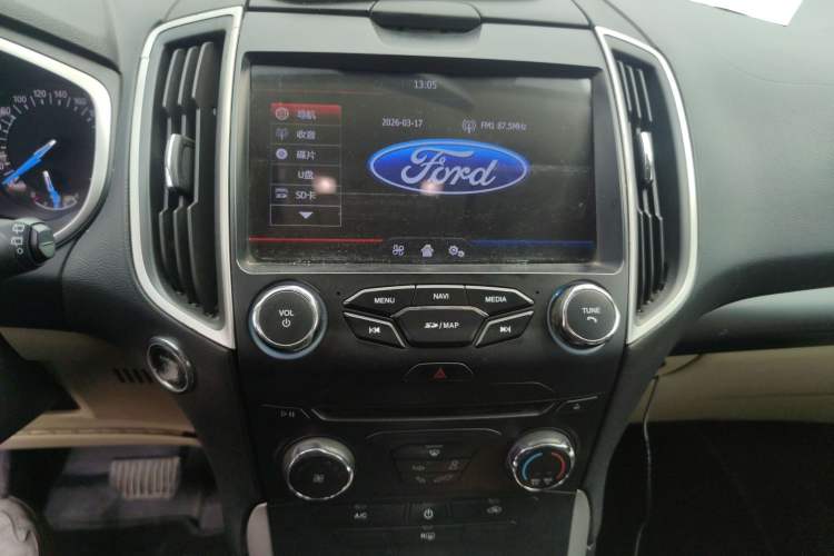 Used Ford Edge 2015 2.0T GTDi Two-Wheel-Drive Elite Edition
