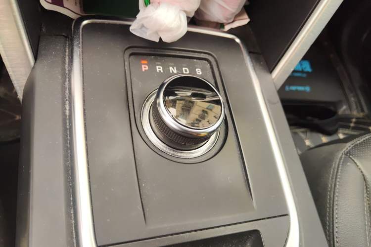 Used Land Rover Discovery Sport 2019 240 PS SE Version China V Standard