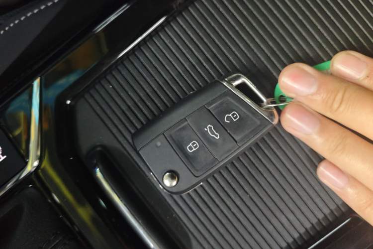 Used Volkswagen Passat 2025 Outstanding Model 380TSI Starry Dragon Glorious Edition Vehicle Key