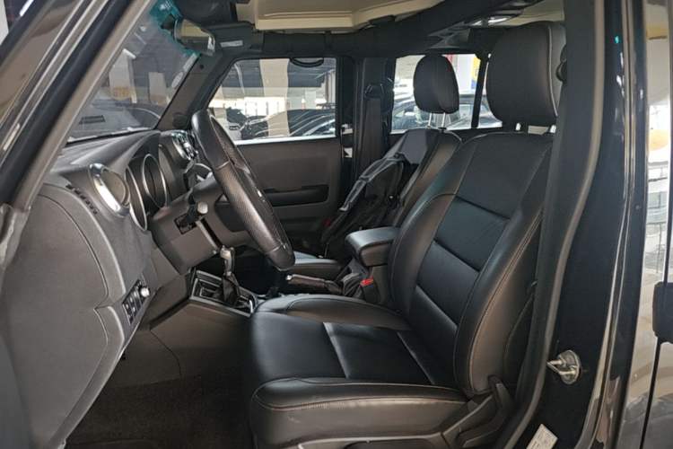 Used BAIC Off-Road BJ40 2016 40L 2.3T Automatic All-Wheel Drive Premium Edition Left Front Seat