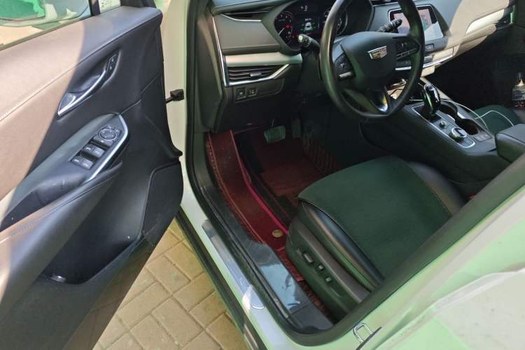 Used Cadillac XT4 2020 Revised Version 28T Two-Wheel Drive Leading Edition
