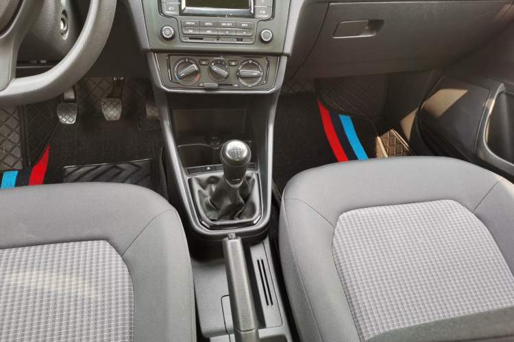 Used Volkswagen Santana 2018 1.5L Manual Fashion Edition
