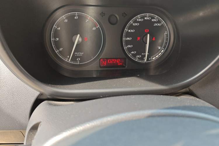 Used MG 3 2013 1.5L AMT Elite Edition Odometer Close Up