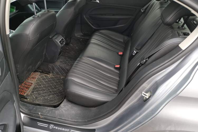 Used Peugeot 408 2022 1.6T Light-Chasing Edition
