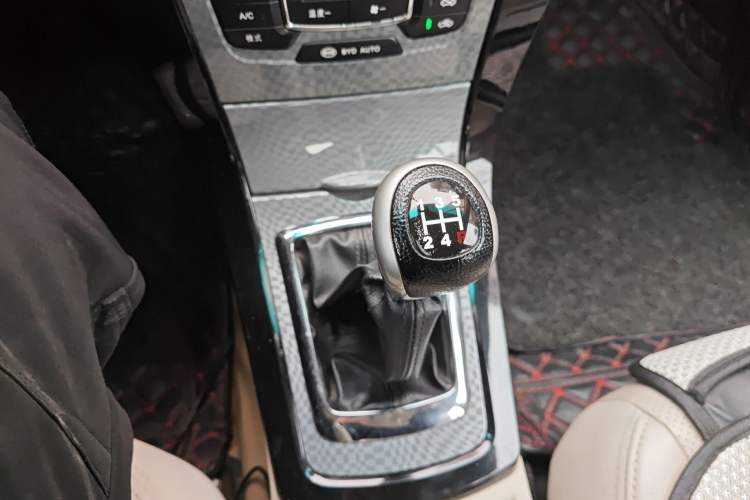 Used BYD Surui 2012 1.5L Manual Comfort Edition
