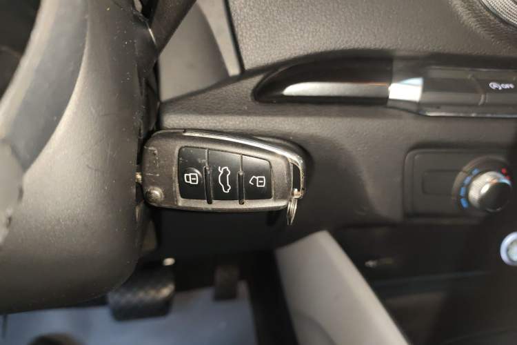 Used Audi A3 2020 Limousine 35 TFSI Fashion Edition China VI Emission Standard