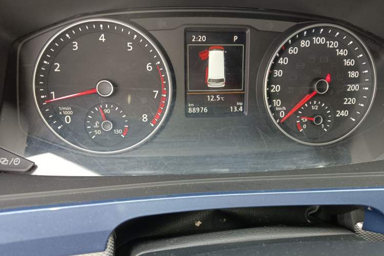 Used Volkswagen Multivan 2016 2.0 TSI Two-Wheel-Drive 66th Anniversary Edition
