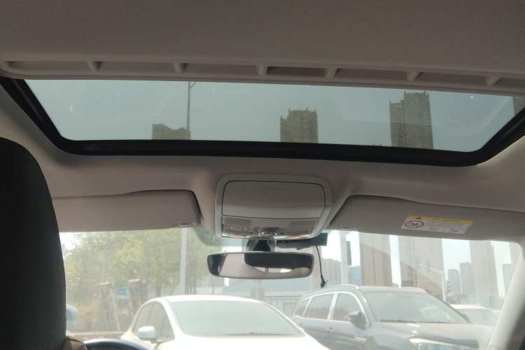 Used Volkswagen Sagitar 2018 280TSI DSG Luxury Model Headliner