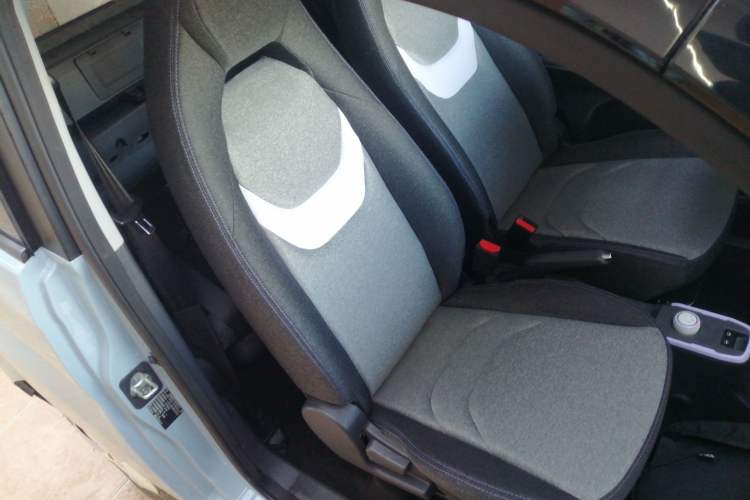 Used Chery QQ Ice Cream 2022 120km Conical Shape Lithium Iron Phosphate