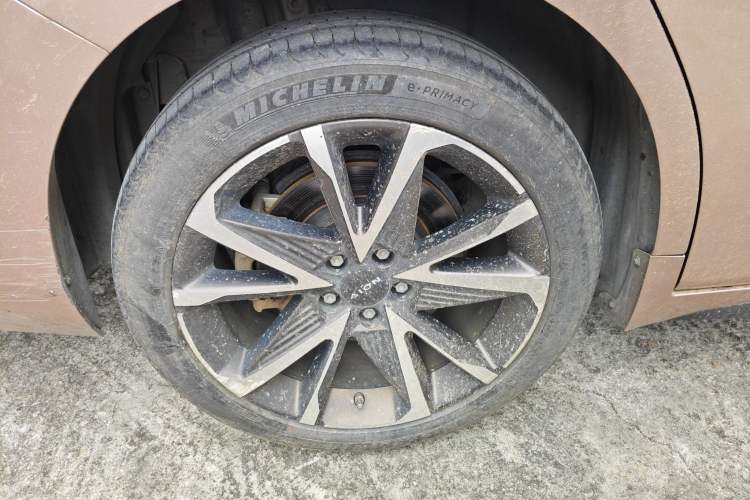 Used AION S Plus 2021 80 Tech Edition
