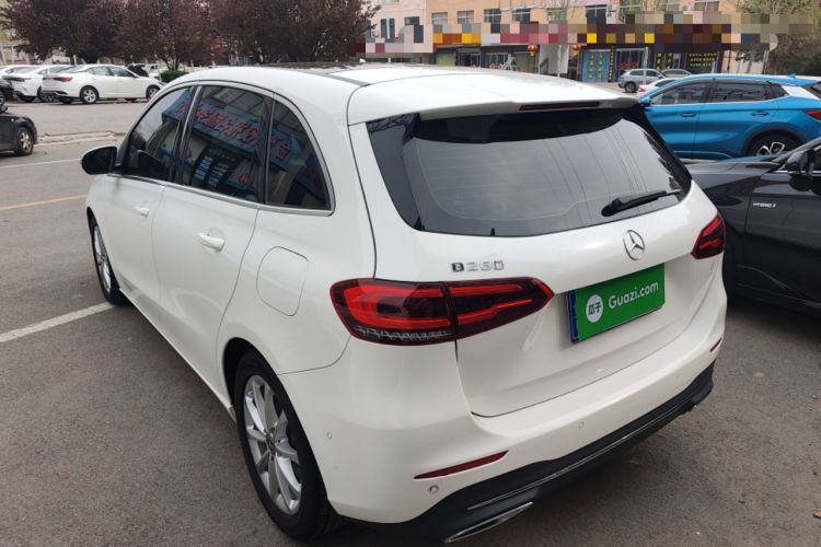 Used Mercedes-Benz B-Class 2020 B 200 Fashion Model Rear Left 45 Deg