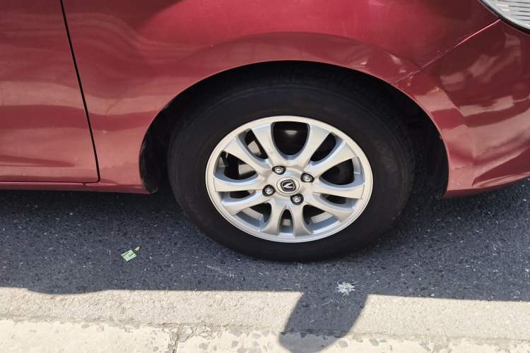 Used CHANGAN Alsvin V3 2012 1.3L Manual Comfort Version China IV Standard
