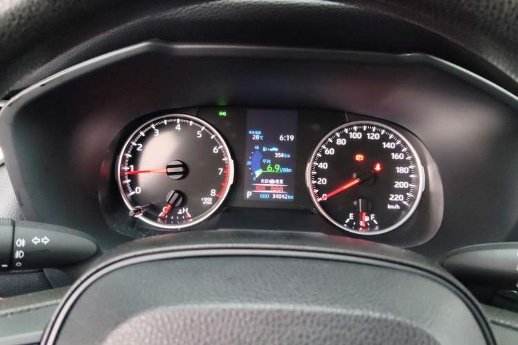 Used Toyota Wildlander 2023 2.0L CVT Two-Wheel Drive Leading Edition
