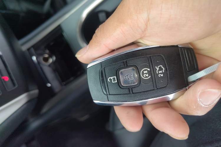 Used Lincoln MKC 2017 2.0T Two-Wheel Drive Zunyue Edition Interior 1