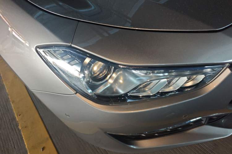 Used Maserati Ghibli 2022 2.0T GT Sharp Edition Right Front Headlight