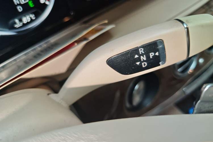 Used Mercedes-Benz S-Class 2014 S 320 L Luxury Model
