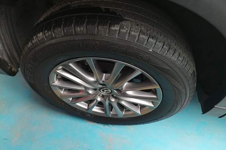 Used Mazda CX-5 2017 2.0L Automatic 2WD ZhiShang Trim China VI Standard
