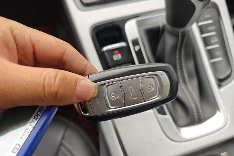 Used Geely Auto Emgrand X7 Sport 2016 1.8TD Automatic Smart Connectivity Version