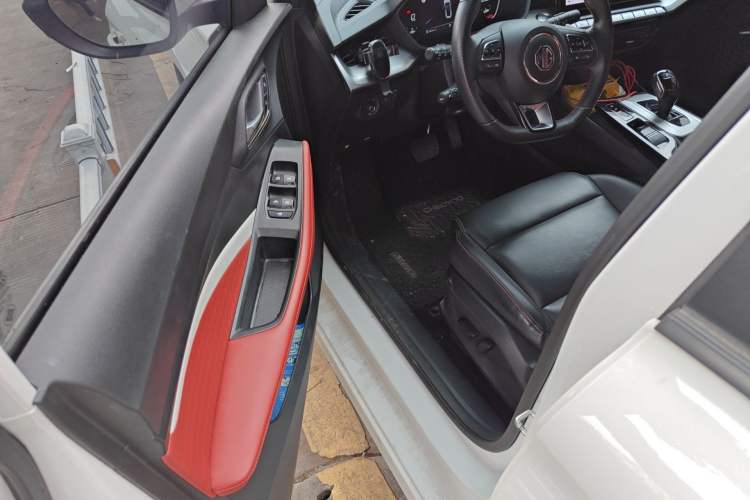 Used MG 5 2021 Revised 300TGI DCT Elegant Luxury Flagship Edition Driver Seat