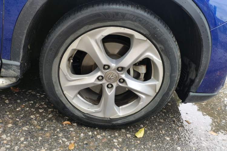 Used Acura CDX 2019 1.5T Two-Wheel Drive Enjoyment Edition Right Front Wheel Hub