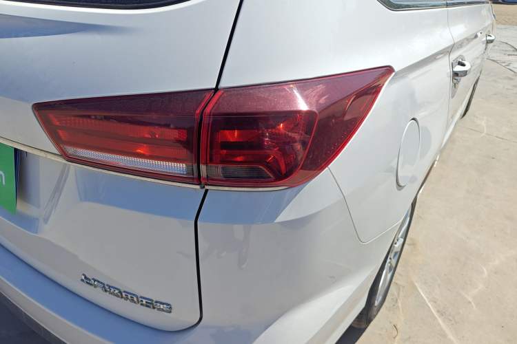 Used Baojun 360 2018 1.5L Manual Elite Version National V Right Rear Taillight