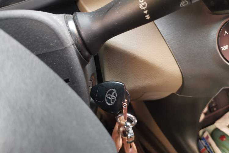 Used Toyota RAV4 2011 2.0L Automatic Luxury Edition
