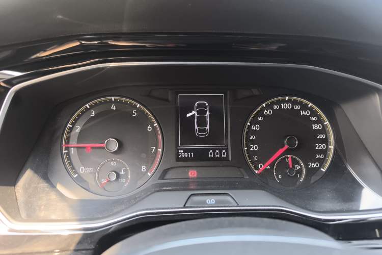 Used Volkswagen Sagitar 2020 280TSI DSG Comfort Version China VI Standard Instrument Cluster