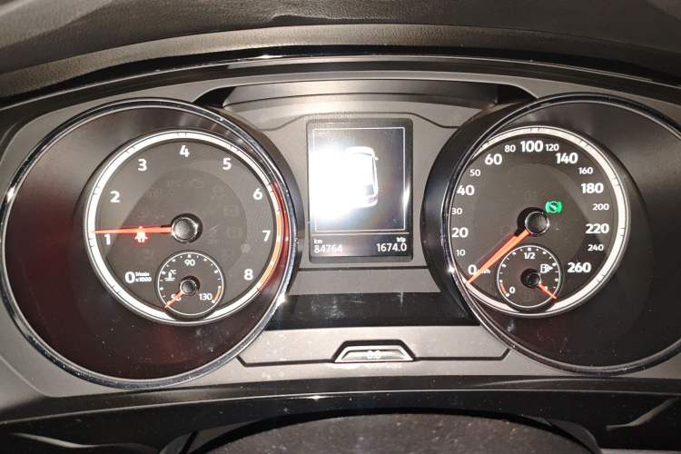 Used Volkswagen Tiguan L 2019 330TSI Automatic Two-Wheel Drive Smart Luxury Version China V Emission Standard