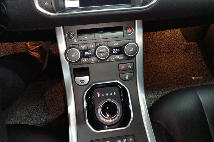 Used Land Rover Range Rover Evoque 2015 2.0T Five-Door Zhiyao Edition