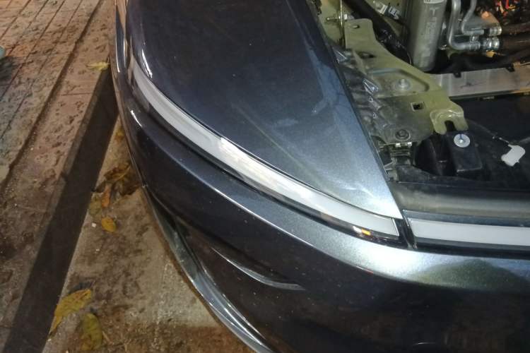 Used Tesla Model Y 2025 Rear-Wheel-Drive Version