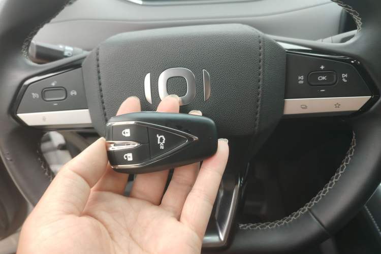 Used CHANGAN NEVO Q05 2024 All-New Flavorful Edition 125 Flagship Model - CATL Vehicle Key