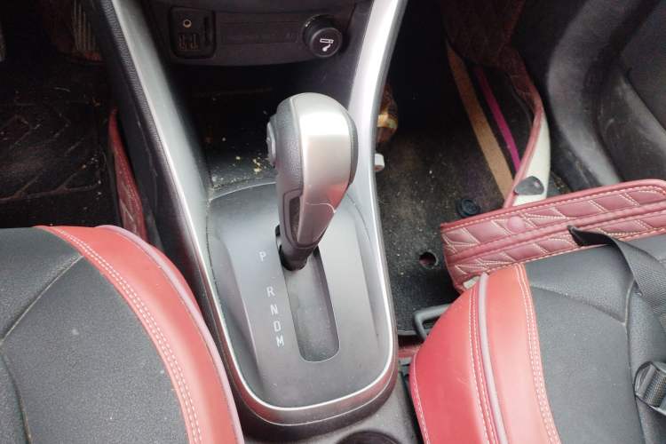 Used Chevrolet Trax 2018 330T Automatic Two-Wheel Drive Luxury Model
