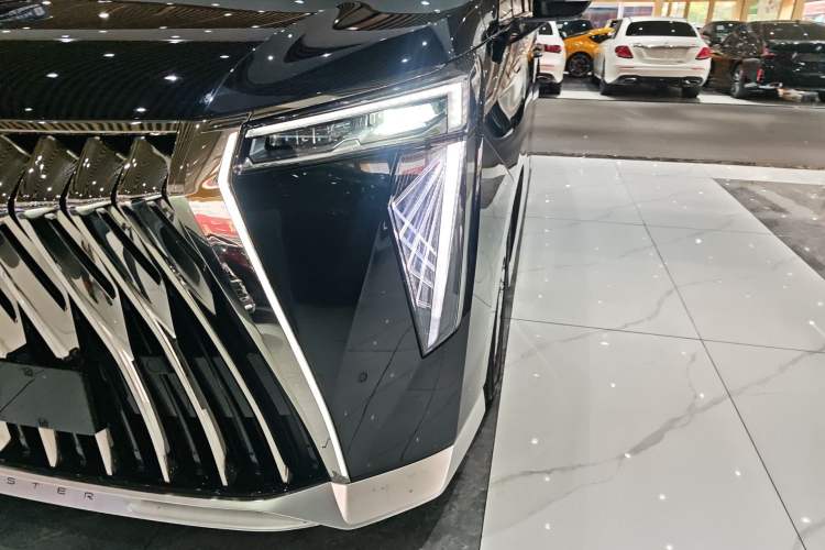 Used GAC Trumpchi M8 2024 Zongshi Series 400T Ultimate Edition Left Front Headlight