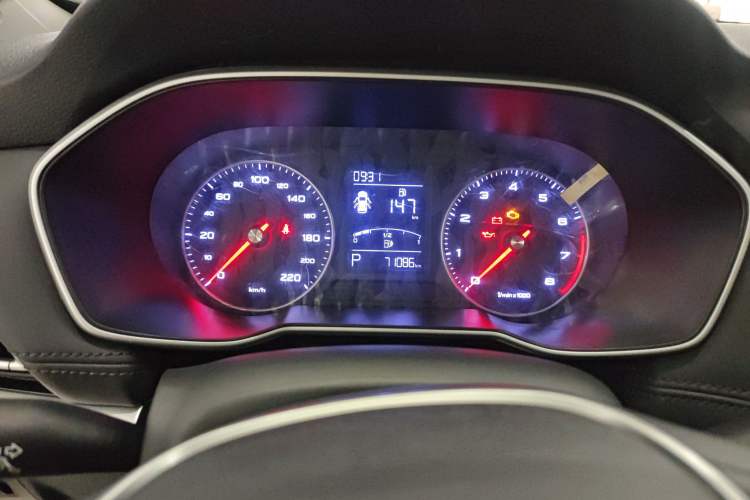 Used Roewe RX3 2020 1.6L CVT 4G Connected Ultra-Cool Flagship Edition Instrument Cluster