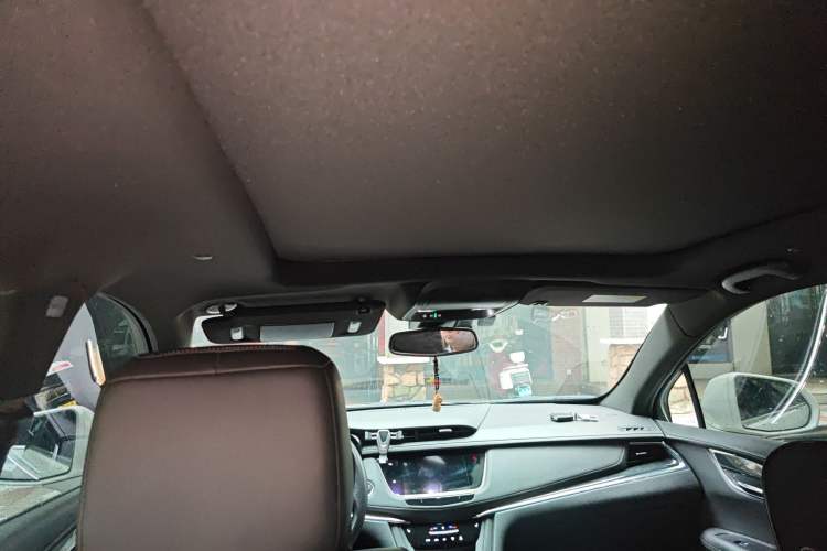 Used Cadillac XT5 2020 Revised Version 28T Luxury Edition Headliner