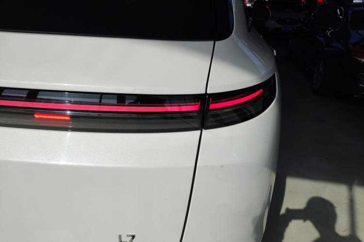 Used Li Auto L7 2023 Max model Right Rear Taillight