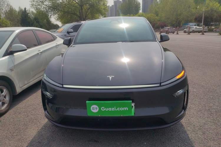 Used Tesla Model Y 2025 Rear-Wheel-Drive Version Front