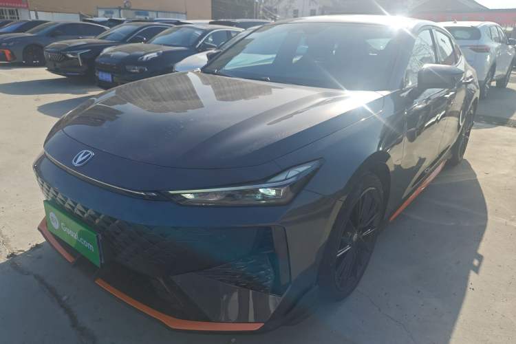 Used Changan UNI-V 2024 1.5T Prestige Sport Edition