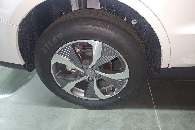 Used Geely Auto Haoyue PRO 2024 1.5T DCT Zongheng+ Right Rear Wheel Hub