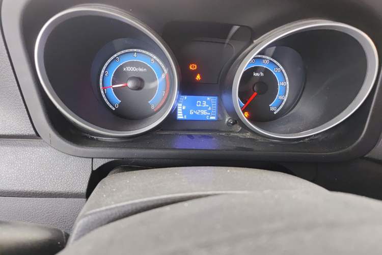 Used CHANGAN KAICHENG Ruixing M70 2019 1.5L Comfort Version 6-Seater China VI Standard Flat Roof Liftback Doors – DAM15KL Odometer Close Up