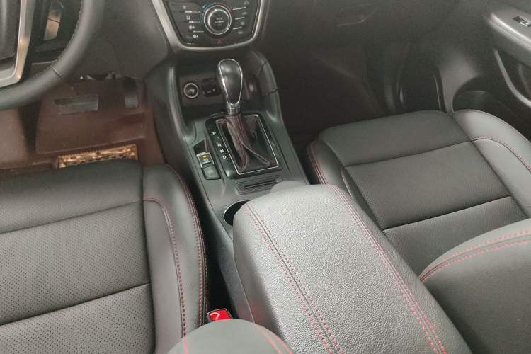 Used CHANGAN CS75 2016 1.8T Automatic Elite Model China V Standard
