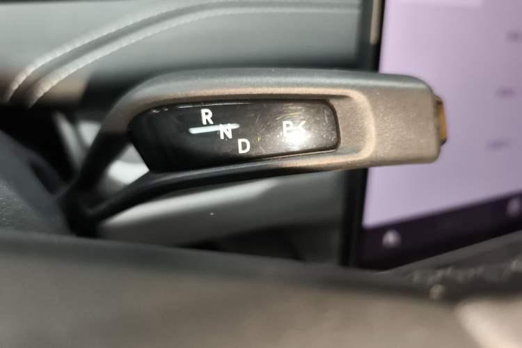 Used Xiaomi Auto SU7 2024 Four-Wheel Drive Ultra-Long Range Advanced Intelligent Driving Max Edition
