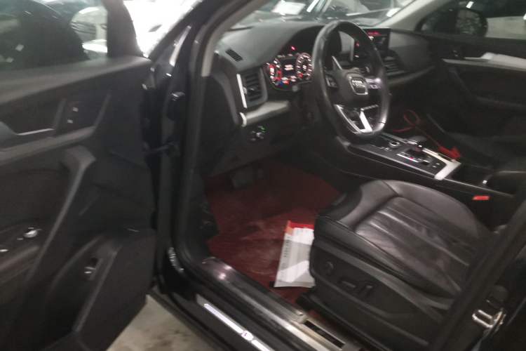 Used Audi Q5L 2020 Updated 40 TFSI Prestige Fashion Edition
