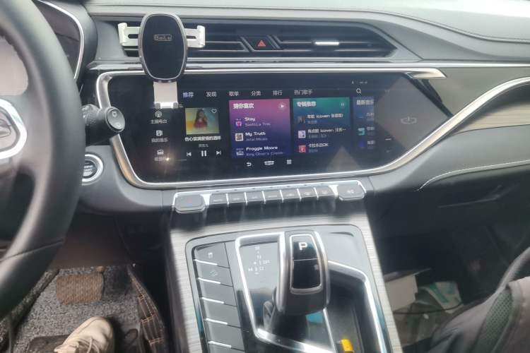 Used Geely Auto Emgrand X7 Sport 2020 1.8TD DCT Smart Connect PRO Audio And AC Panel