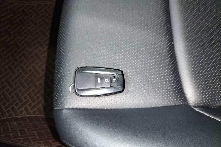 Used Toyota Levin 2022 185T CVT Luxury Edition Interior 1